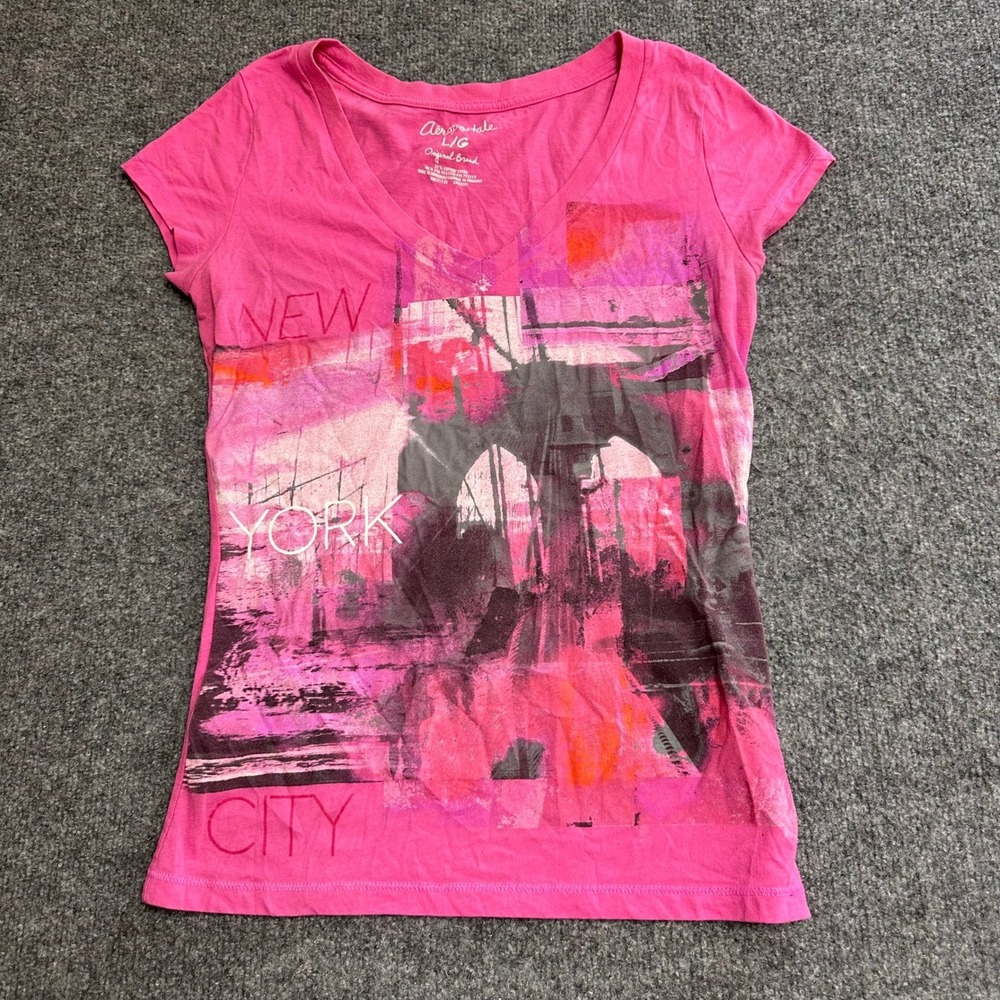 Aeropostale T-Shirt Womens Size L Pink New York City Graphic V-Neck Slim Fit Tee
